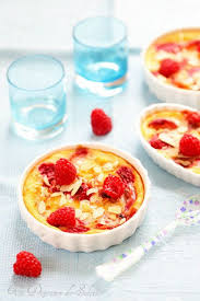 Clafoutis Peches Framboises Amandes Sans Gluten Et Sans Lactose Clafoutis Peche Sans Gluten Desserts Aux Fruits