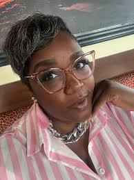 Happy Tuesday!!! Elephant Buyers Giveaway!!!