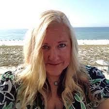 Polly Quinn's Instagram, Twitter & Facebook