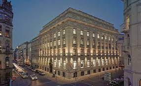 Warburg pincus is an experienced partner to management teams seeking to build durable companies with sustainable value. M M Warburg Co Verzeichnet Abgange Im Private Banking