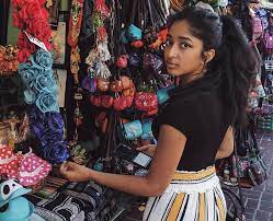 Check out our interview with the canadian star of mindy kaling's netflix series never have i ever. Maitreyi Ramakrishnan 11 Facts About The Never Have I Ever Actress You Need To Know Popbuzz