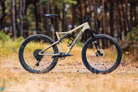 the better choice the specialized epic expert evo in review enduro mountainbike magazine cross country bike mt bike evo