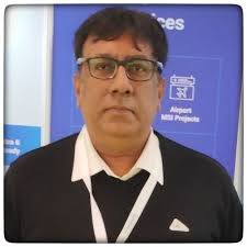 Elephant goes to the bazar (market); Thousands of dogs bark.