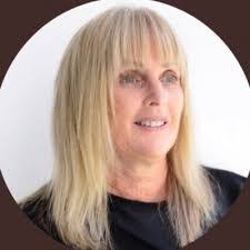 Marius Smith's Instagram, Twitter & Facebook