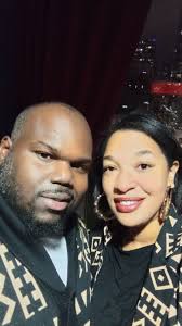 As a Full time Postpartum Doula, I give birth folks and support folks ALOT  of reminders., ⭐ Tap into your partner's strengths. , ⭐ Drink more water.,  ⭐ Eat good comfort food while it's still hot., ⭐ ...