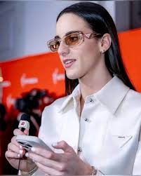 I was told that I don't have any older people as a fans supporting me from  🇺🇲 🇨🇦