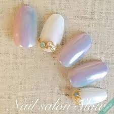 オーロラに輝くネイル ネイル ネイルデザイン ネイルのアイデア