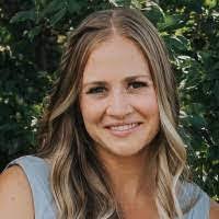 Tracy Peet's Instagram, Twitter & Facebook