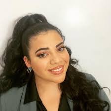 Joanna Willard's Instagram, Twitter & Facebook