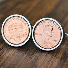 There are two traditional themes for a 7 year anniversary. 21 Best Copper Wedding Gifts For Him Or Her 7th Anniversary Gift Ideas Copper Wedding Gifts Copper Gifts Copper Wedding