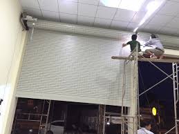 Quy trình lắp đặt cửa cuốn tự động chuẩn nhất