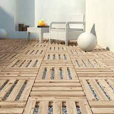 Los hay de todos los materiales, formatos y estilos. Suelos De Madera Para Exterior Leroy Merlin Baldosas De Madera Suelos De Exterior Pisos De Pales