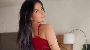 Video: Aida Cortés anunció que la replica de sus partes íntimas ya está  lista