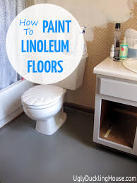 I have always been a bit vary painted floors… i am amazed that they have held up so well in a high traffic area! Painted Vinyl Linoleum Floors Linoleum Flooring Paint Linoleum Diy Home Improvement