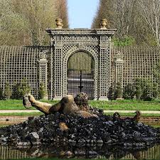 Le Bosquet De L Encelade Jardins Du Chateau De Versailles The Enceladus Grove Gardens Of The Palace Of Versaill Versailles Chateau De Versailles Instagram