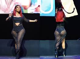 Her birthday, what she did before fame, her family life, fun trivia facts, popularity rankings, and more. Poor Thang K Michelle Updates Fans After Second Cake Surgery Prepares To Perform In A Wheelchair Bossip