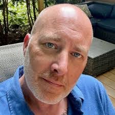 Jon Clausen's Instagram, Twitter & Facebook