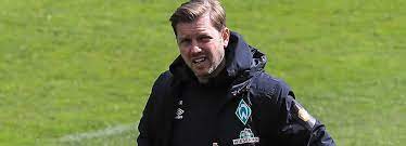 Florian kohfeldt ist ein deutscher fußballtrainer, der seit 2017 die mannschaft des sv werder bremen leitet. 0yeok9uwxdb Cm