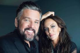 Twitty and Lynn Standard