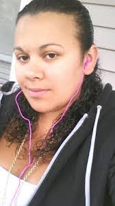 Alicia Shea's Instagram, Twitter & Facebook