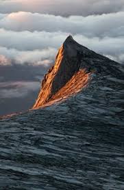 The iconic donkey's ear peak at mount kinabalu has been destroyed due to the tremors on friday morning, earthquake 5.9 scale ritcher 58 Mount Kinabalu Ideas Mount Kinabalu Borneo Sabah