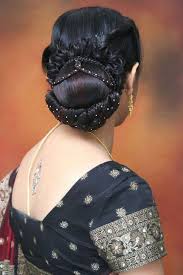 Stunning floral hairstyles for south indian brides by salmapromakeupndhair. Hairstyles For Indian Wedding 20 Showy Bridal Hairstyles
