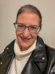 Hey Fairfield! I'm the editor-in-chief of a small, female-run wellness  magazine called Discover Energy Magazine. We've organized a 3-day virtual  masterclass starting next week that also comes with the bonus of a