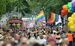 Vienna pride 2021 (19 june 2021). Vienna Pride 2021 Mit Der 25 Regenbogenparade Als Fuss Und Fahrraddemo Vienna Online
