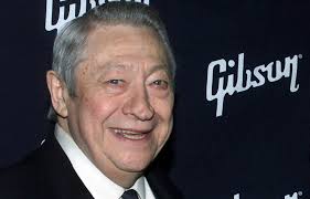 Scotty Moore, guitarist for Elvis Presley, dies at 84
