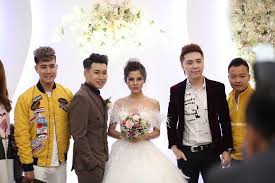 Get all the lyrics to songs by huy cung and join the genius community of music scholars to learn the meaning behind the lyrics. Ä'ay Chinh La Mon Qua Khiáº¿n Vá»£ Huy Cung Khoc Ná»©c Ná»Ÿ á»Ÿ Ä'am CÆ°á»›i