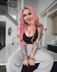 Jade Lavoie - OnlyFans, Age, Height, Net Worth, Boyfriend, Bio