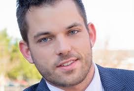 Derek Bruno's Instagram, Twitter & Facebook