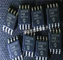 1pcs SST26VF032B-104I/SM SOIC-8-208mil #TC98-1