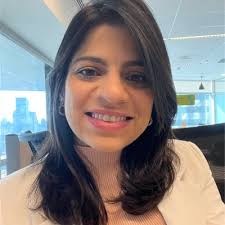 Passando para atualizar as redes, em meio a mudança, estudos, organizar a  vida pessoal, consegui tirar um tempinho para voltar por aqui!!