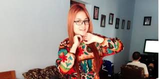 Lebih dari pemenang dalam s'gala perkara g f g iblis t'lah dikalahkan oleh kuasa darahnya f g jika allah di pihak kita siapa dapat melawan bm em kita lebih dari pemenang. Lirik Lagu Lebih Dari Pemenang Lagu Rohani Kristen Merdeka Com