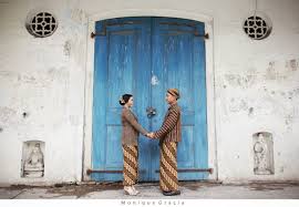 Jun 09, 2021 · beberapa bulan menikah, pasangan denny sumargo dan olivia allan sekarang ini memang semakin lengket serta mesra. Foto Prewedding Jawa Klasik Ide Foto Prewed