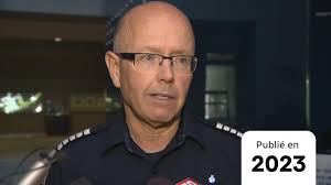 Un ancien chef de l'EMS prône des centres intégrés pour les appels  d'urgences