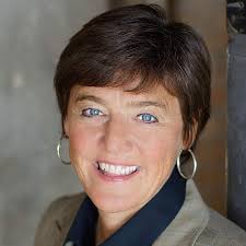 There's nothing more important than acknowledging and supporting our local  heroes! 👏 Congrats to Jacquie Berglund of @finnegansbeer, Cathy Maes of  @loavesfishesnc, & Emily Hunt Turner of @allsquarempls for making it as