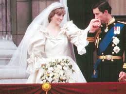 Articoli magici e interessanti che non puoi trovare altrove. Was Sie Uber Den Hochzeitsschmuck Von Lady Di Wissen Mussen Spencer Tiara Ohrringe