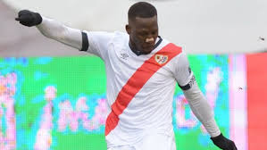 Currently, some best players in the national squad of the peruvian football team are pedro gallese (gk), luis advincula (df), christian cueva (mf), and paolo guerrero (fw), jefferson farfan (fw). Sn Yfyhhccw5qm