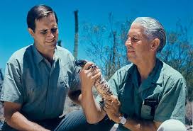 Jim Fowler Naturalist And A Face Of Tv S Wild Kingdom Dies At 89 The New York Times