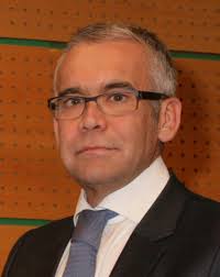 Foto en primer plano del director general de la ONCE, Jorge Íniguez