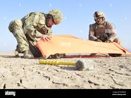 Air traffic controller 1st class hi-res stock photography and images