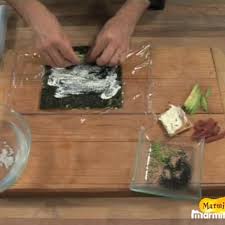 California Maki Faire Des Makis Californiens Faire Des Makis Recettes De Cuisine Faire Des Sushis
