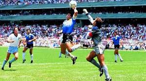 Enrique lo asistió y con un gran remate venció al arquero de alemania schumacher por segunda ves. Diego Armando Maradona El Arquero Que Sufrio La Mano De Dios Hablo Tras Su Muerte Peter Shilton Mexico 1986 Rpp Noticias
