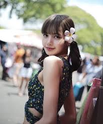 Cute Bunches And Double Buns Hairstyles Hairstyles Hair Hairdressing Blackpink Lisa Blackpink Lisa Blackpink Wallpaper