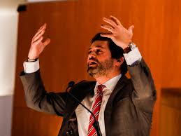 O deputado único do partido revelou ao observador que fez dois testes de antigénio, este domingo, após ter. Reporters Walk Out On Portuguese French Far Right Leaders Over Covid 19 Fears The Portugal News