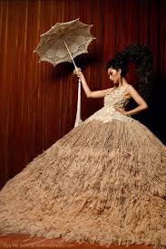 Avant Garde Fashion Models That Ll Give You Nightmares Avant Garde Fashion Fashion Couture Fashion