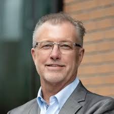 Mike Huynh's Instagram, Twitter & Facebook