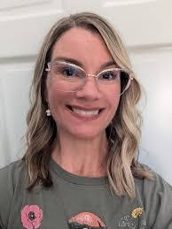 Jacqueline Drummond's Instagram, Twitter & Facebook